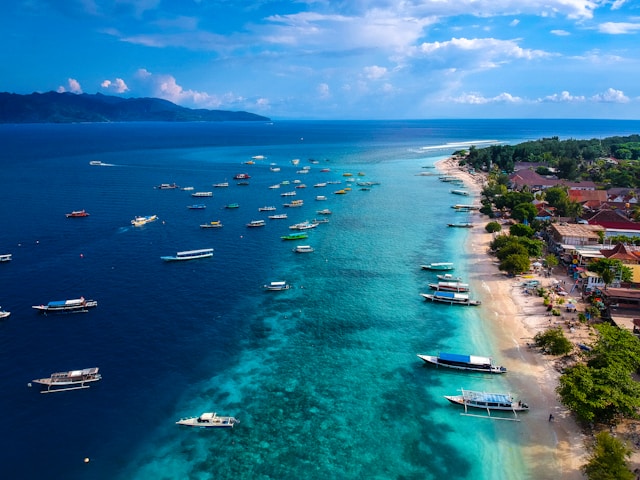 Komodo by Liveaboard: The Complete Insider Guide lombok